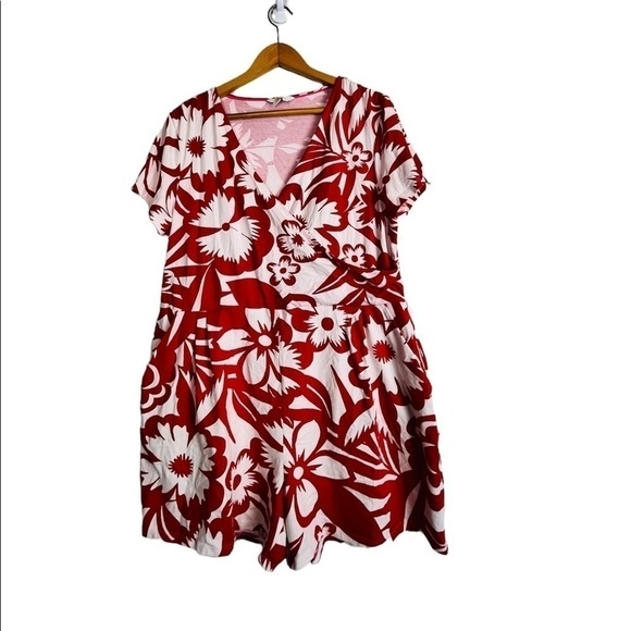Boden Red Floral Short Romper Plus size 14 - Picture 2 of 6